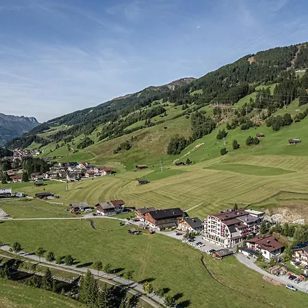 Отель Wohlfuehlhotel Innertalerhof Герлос